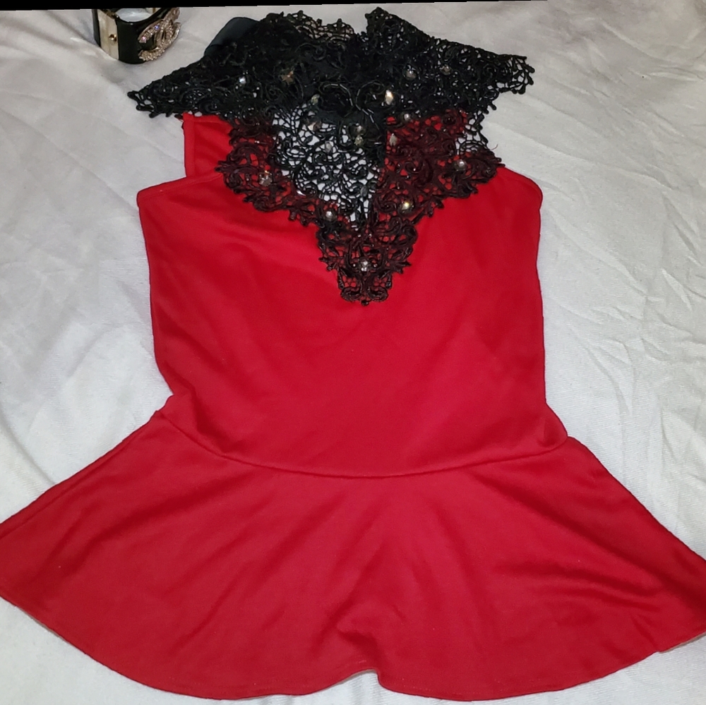 BLOUSE